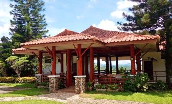 Phuphamok Valley Resort
