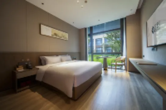 โรงแรมเรนจอย