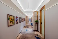 Moshang Light Residence Hotel