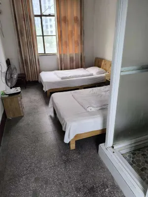 Xinyuan Pavilion Hotel Отели в г. Баофэн