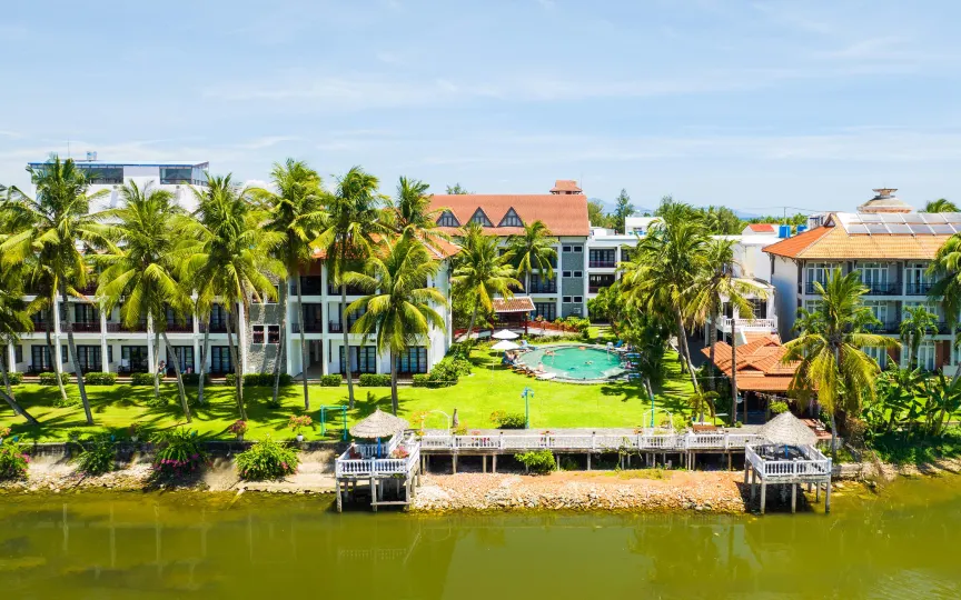 River Beach Resort & Residences