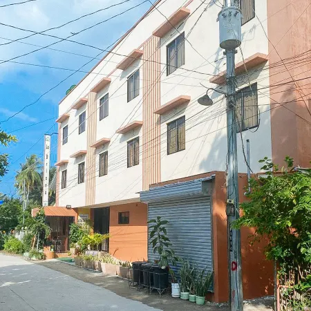 RedDoorz @ La Briana Guest House Santa Fe, Bantayan Cebu