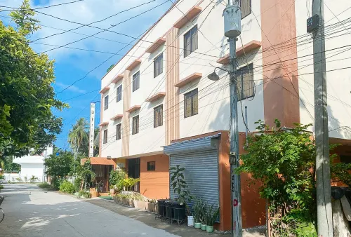 RedDoorz @ La Briana Guest House Santa Fe, Bantayan Cebu Hotel a Santa Fe