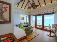 SAii Lagoon Maldives, Curio Collection by Hilton Hotel a Bolifushi