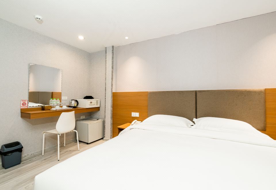 4. 아우레아 딜라이..