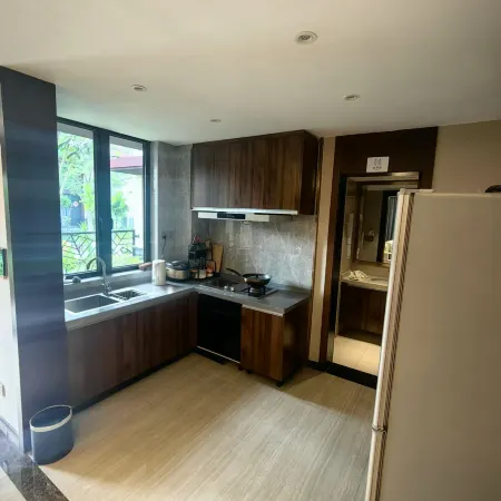 Ledong Sunset Seaside Homestay