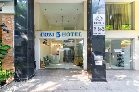 Collection O Cozy 5 Hotel - Near SECC