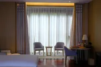Shangyang Palace Tang Culture  Theme  Hotel - balcony