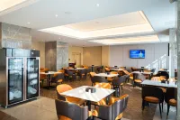 Vienna Hotel (Nanzhang High-speed Railway Station)