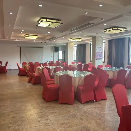 Yeping Grand Hotel (Ruijin Yeping Scenic Area)