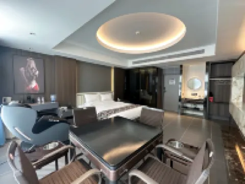 Ying'an No.1 Hotel Hotels in Qin County