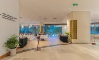 Starcity Bayfront Nha Trang Hotel - servizio colazione