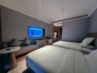 Zhongyu Grand Hotel Hotels in Linshui