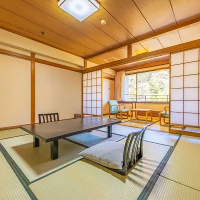 箱根湯本溫泉 箱根路開雲旅館 鄰近根府川站的酒店