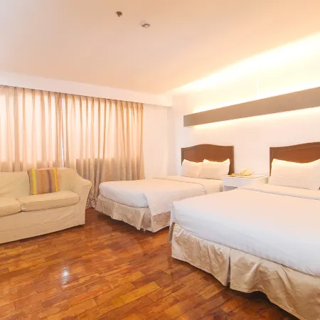 Comfy Inn Manila Kalaw by RedDoorz