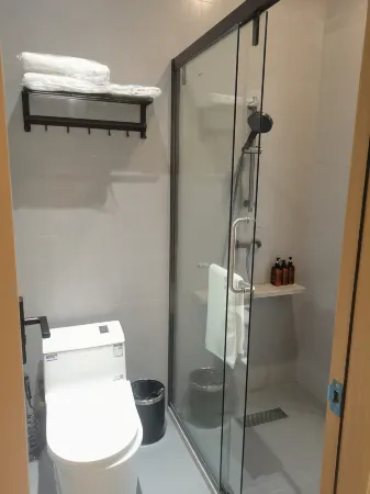 Guanhaitingfeng Homestay (Wanshan Town) Отели рядом с достопримечательностью «Nanshawan Beach»