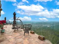Nantai Wofoshan Cliff Cave Homestay Hotels in Pingyuan