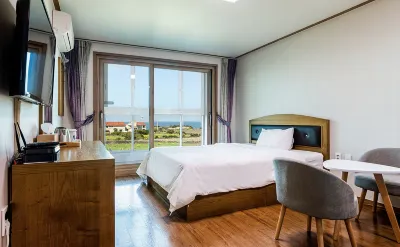 Jeju Amore House Hotels in 