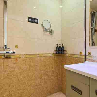 Xinglong Hotel (Golmud Railway Station & Kunlun Park Branch) Rooms