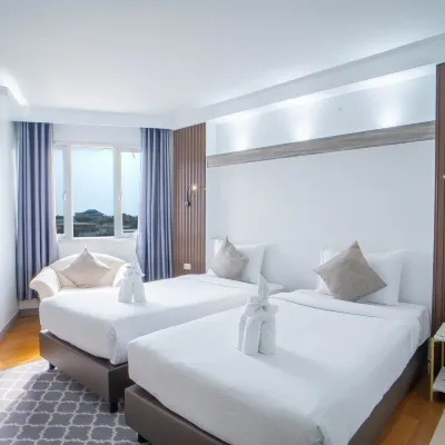 Thongtarin Hotel Hotels near laan chang