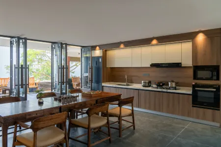 Dayu Cang 24 Tea Sea Cloud Retreat (Lancang Jingmai Mountain Ancient Tree Tea Forest Branch) Отели рядом с достопримечательностью «The Old Bulang Ethnicity Village of Wenji»