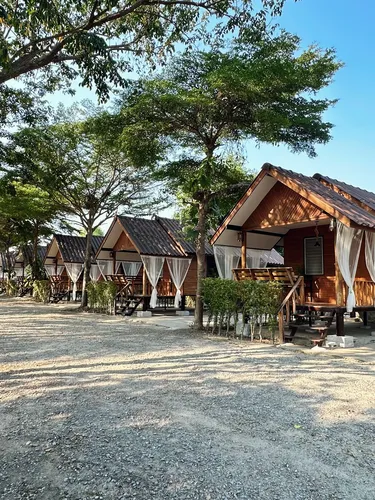 รูปภาพของอิงน้ำท่าจีน(ท่าจีนรีสอร์ท)