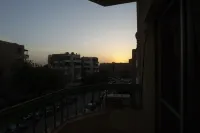 Cozy &Comfy &Safe Apartment, New Cairo Hotel a 