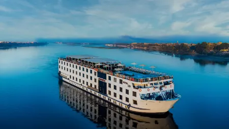 Mövenpick MS Royal Lily Nile Cruise