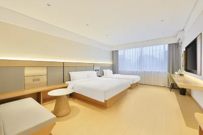 Xitang Hotel (Hunchun Port Avenue)