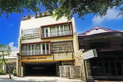 Hotel O Symphony Homestay Tlogomas Hotels near DUCK RC DDR