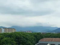 HONGZHEN GUESTHOUSE Отели рядом с достопримечательностью «Лунг-Бан (Пейзажный мост в Шаньси-Мун)»