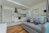 Two Flamingo Apartment 1