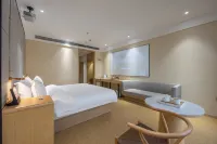 Pinghu Quanshu Smart Hotel