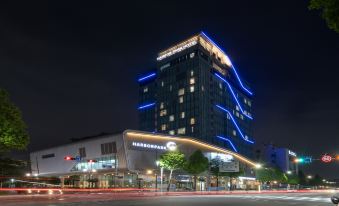 Harbor Park Hotel