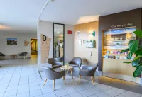 B&B Hôtel Orange Hotels in Piolenc