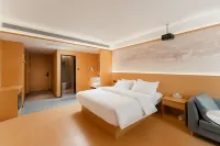 Yidu Hotel (Sui and Tang Dynasty Luoyang City Yingtianmen Site Store) - Pools