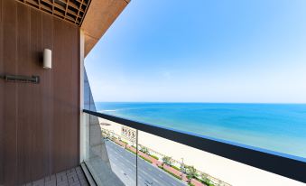 Zhenhai Seaside Hotel(Golden Beach Bathing Beach)