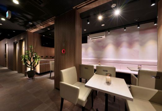 니폰바시 크리스탈 호텔 외관 또는 로비