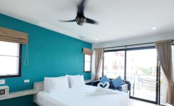 Good Dream Hotel (Khun Ying House)