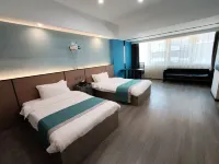 Huayue Movie Homestay (Dongying Word Center) - Esports