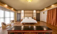 Maya Snow Mountain Tent Camp Hotels in Tianzhu