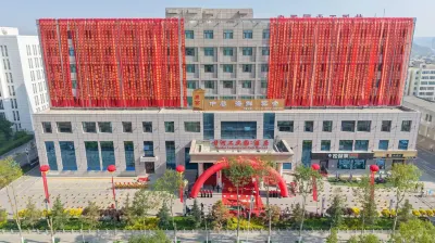 Green Oriental Hotel (Xining Ganhetan Industrial Park ) Hotels near Dajinwa Temple
