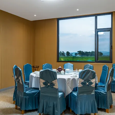Fengning Hefeng Hotel