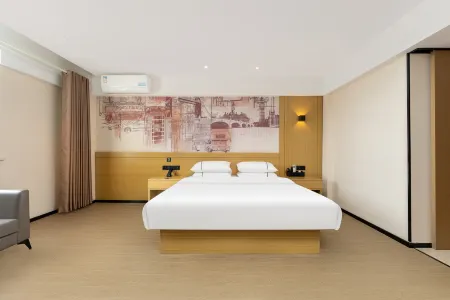 City Comfort Inn Hotel (Shiyan Yunxi Huangshan Park) Отели в г. Юнси