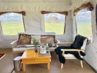 Ruergai Kangsang Pasture Camp - parking
