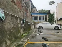 Baise Huayue Hotel (Hengji Plaza , Youjiang District) - parking