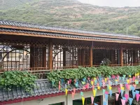 Yeliguan Tianchi Chinese Inn