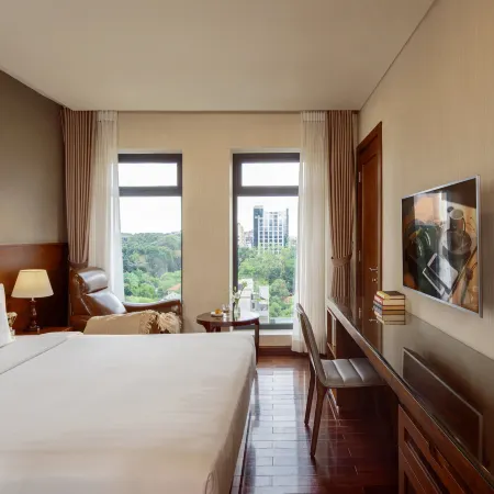 Orchids Saigon Hotel Отели рядом с достопримечательностью «Хо Кон Руа»