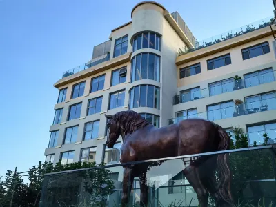 The Purple Horse（the Forbidden City，Tiananmen） Hotels near Summer Palace