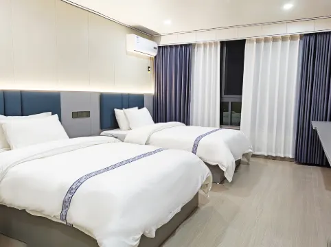 Zheng'an Gulou Hotel